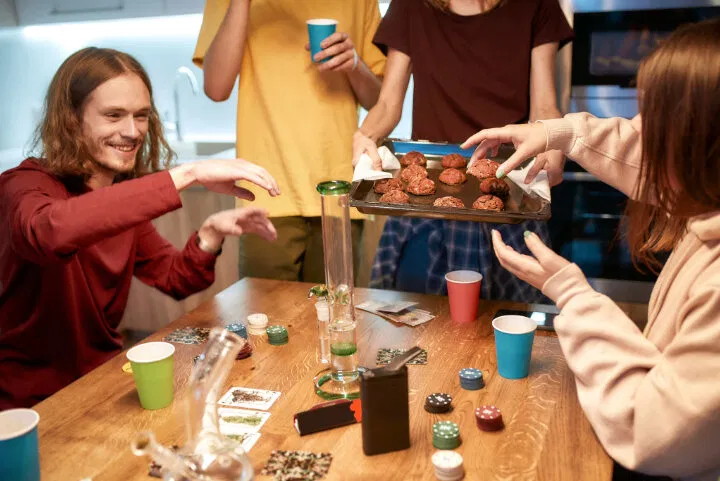 how long does an edibles high last