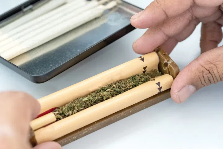 joint rolling machine