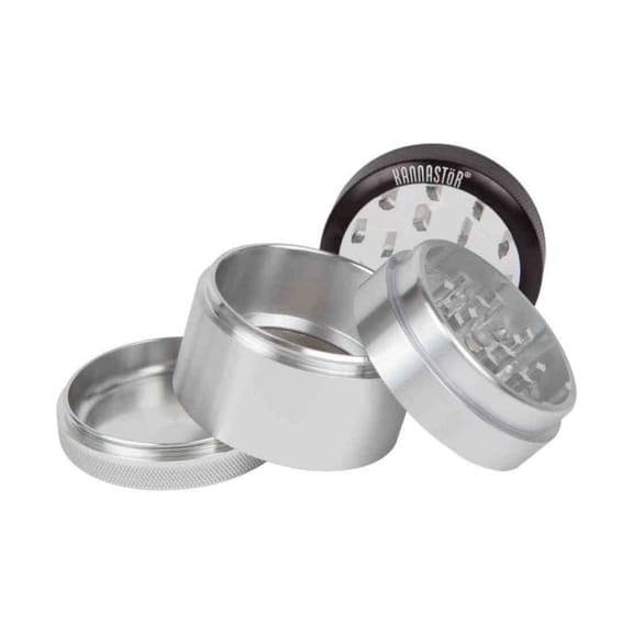 Kannastör 2.2" Multi Chamber 4-Piece Grinder with Stainless Easy Change Screen - Silver-KNSTR-SKCL-M4-22