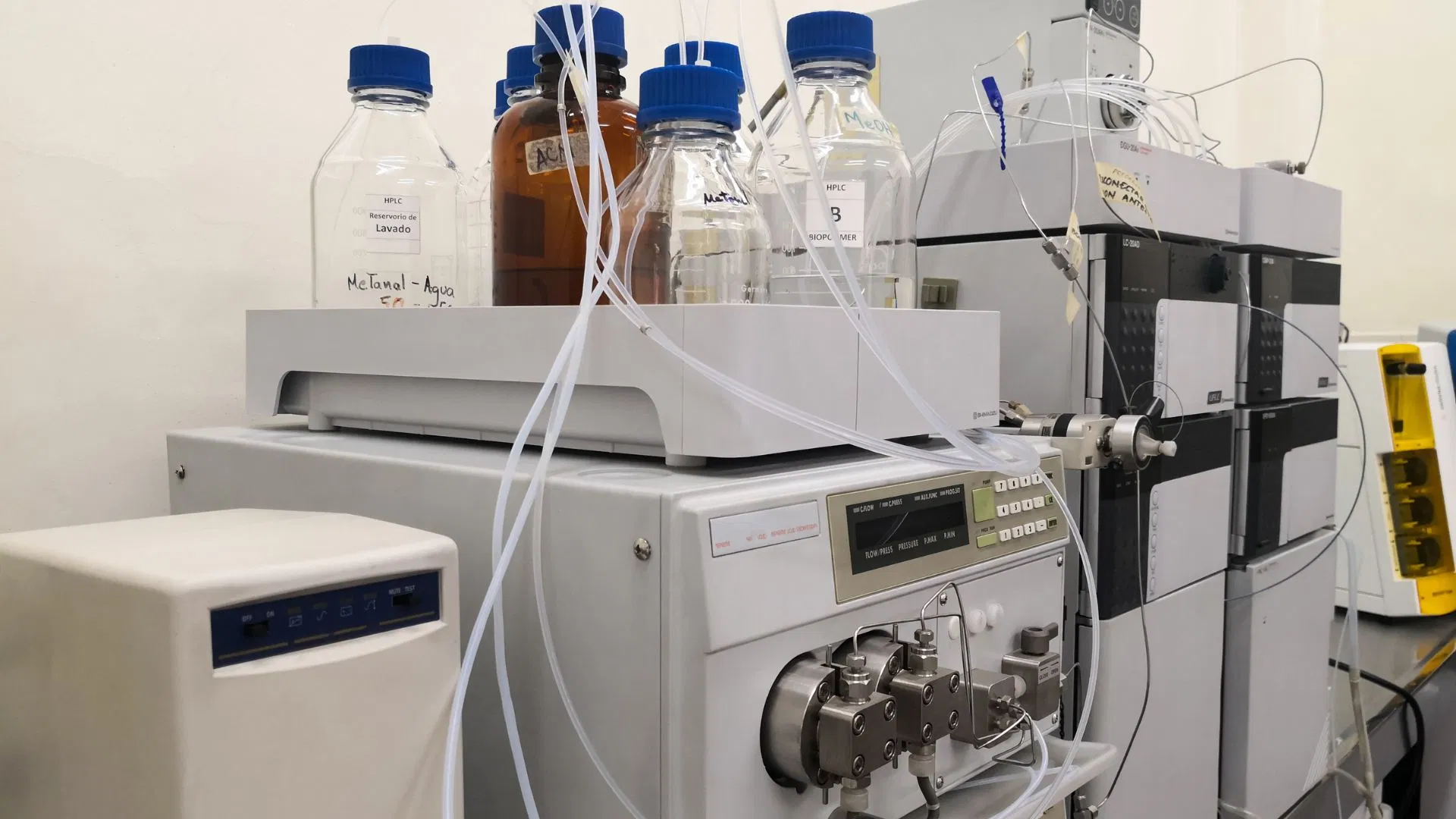 HPLC testing equipment