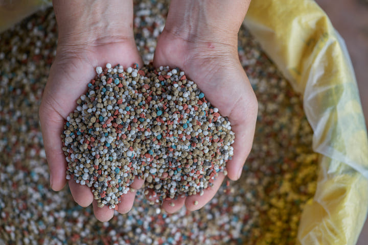 how to change nutrients for flowering