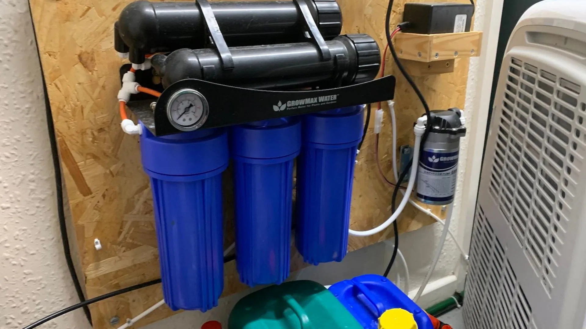Reverse Osmosis water can be very beneficial prior to flushing plants