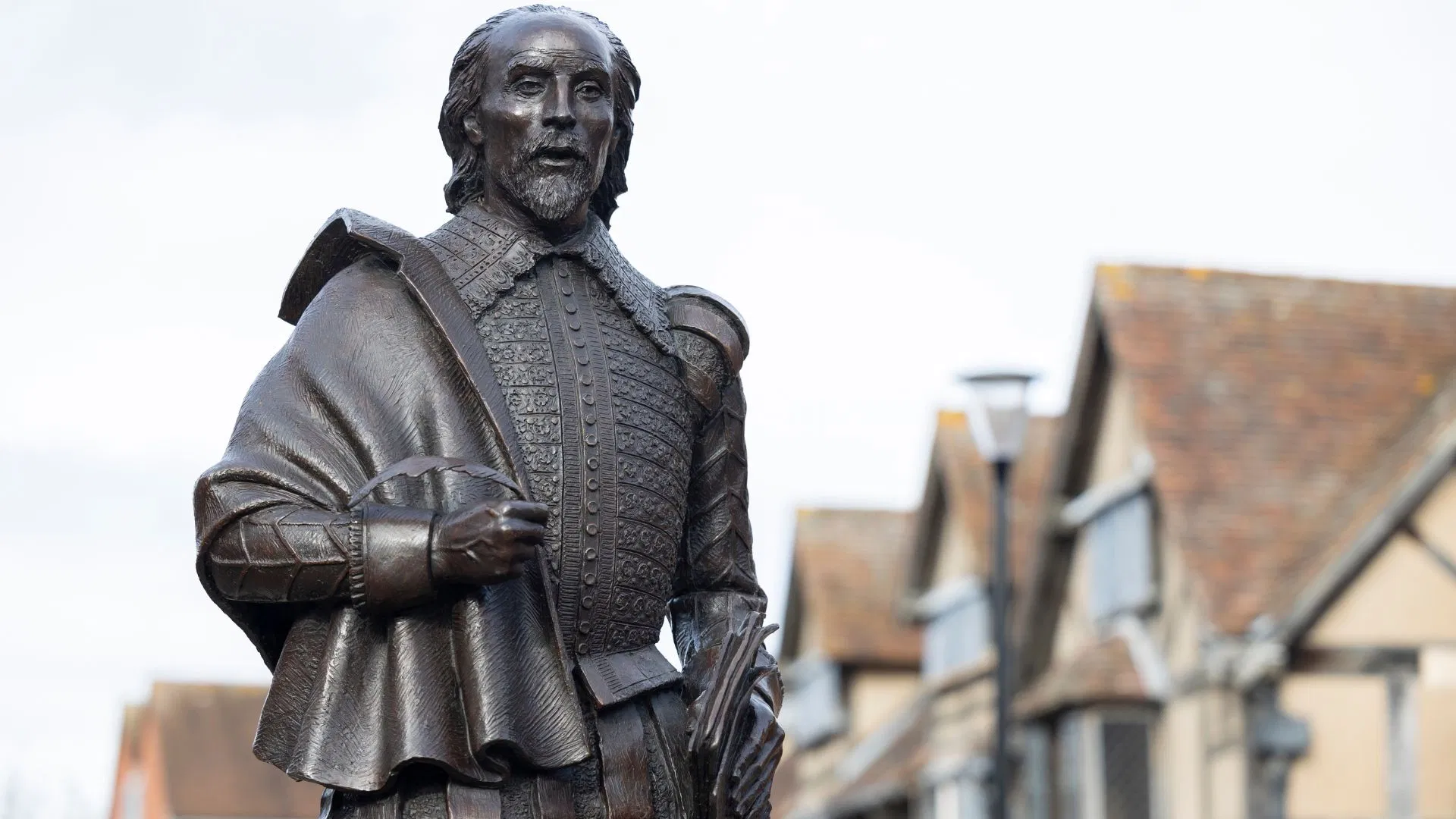 Hash pipes were found on or around Shakespeare's property