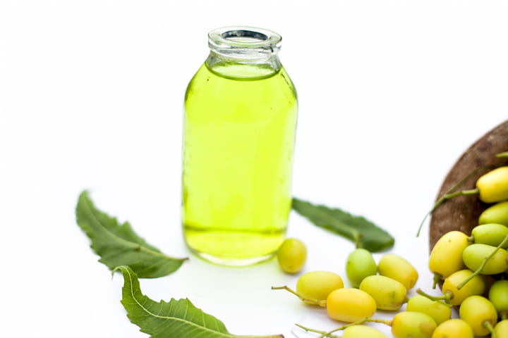 cold pressed neem oil fights pests