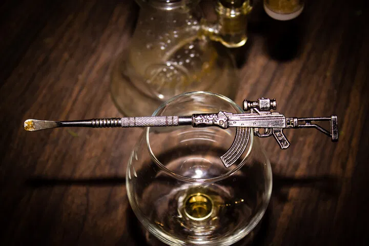 level up your rolling tray with a dab tool