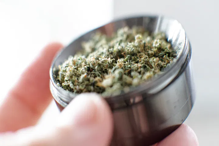 grind your weed