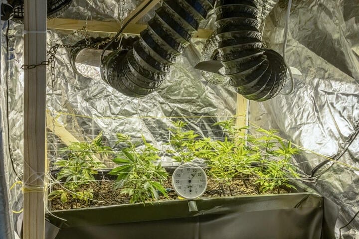choose insulated ducting for your winter grow tent