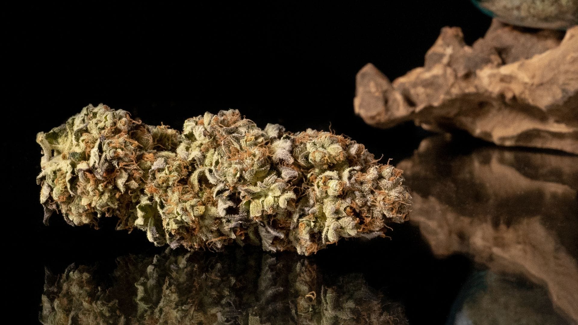 many believe well-trimmed buds are a mark of quality