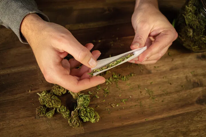 thin rolling papers